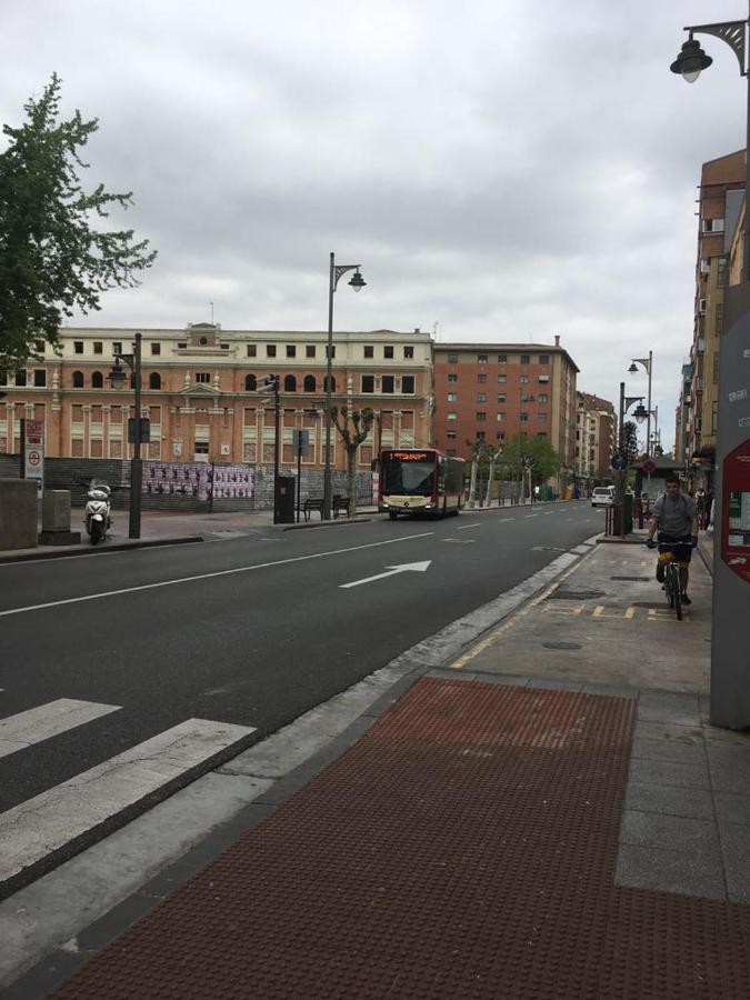 A 5 minutos Estac.Tren céntrico y estiloso Logroño Exterior foto